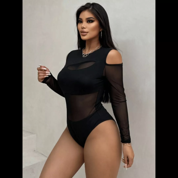 Body de Malla con Hombros Descubiertos y Diseño Ajustado - Imagen 6